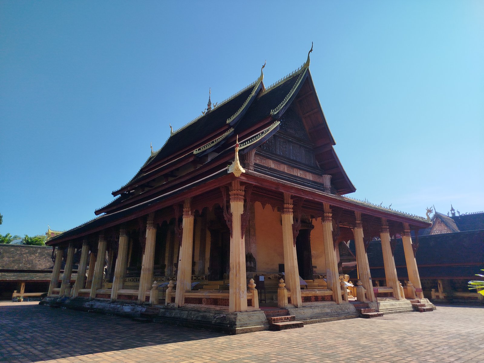 2 DAYS 1 NIGHT Vientiane - Vang Vieng