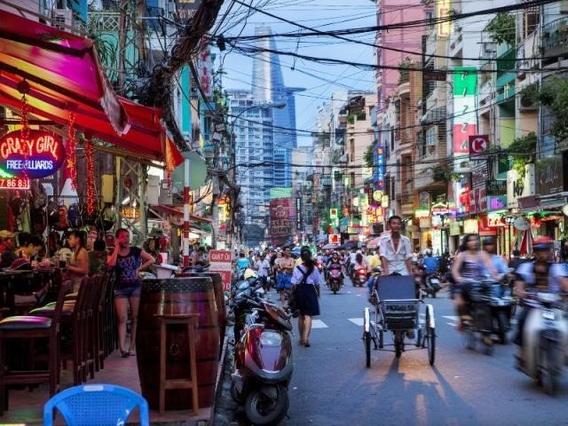 14 Days VIETNAM EXPLORER